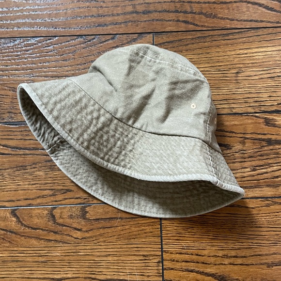 Cotton khaki bucket hat never worn - Picture 2 of 2